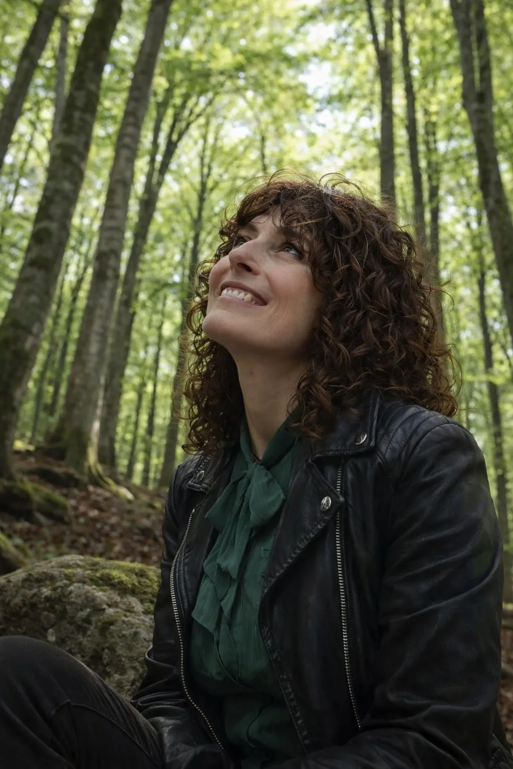 Soy Montse Caldeiro, especialista en contenido para páginas web y storytelling personalizado.